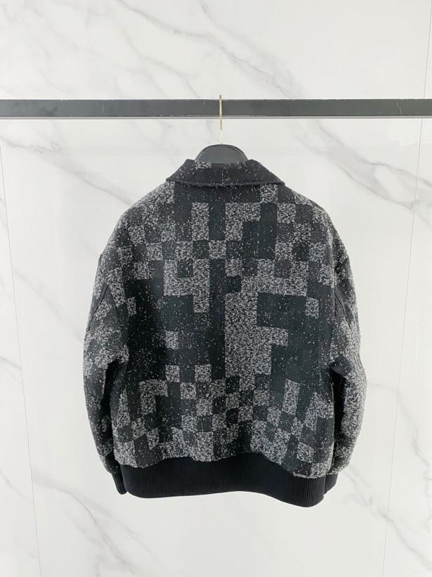 کاپشن مردانه برند Louis Vuitton