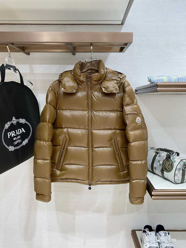 کاپشن مردانه برند Moncler
