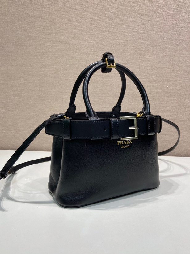 کیف زنانه برند Prada