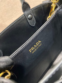 کیف زنانه برند Prada