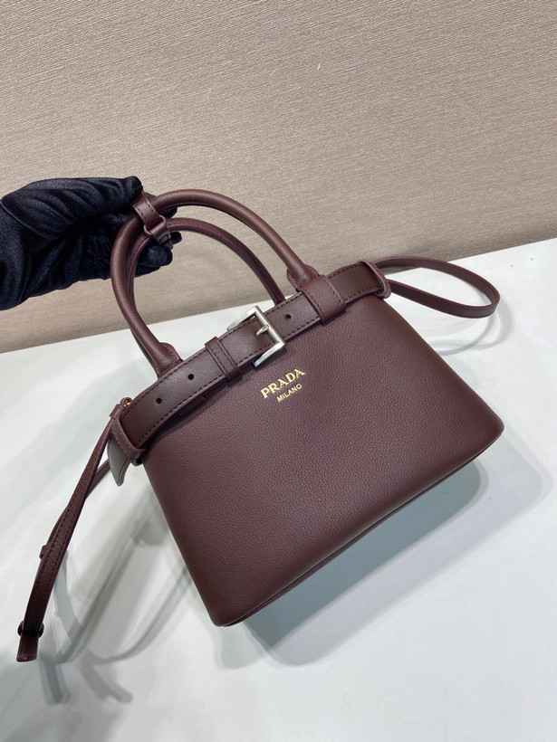 کیف زنانه برند Prada