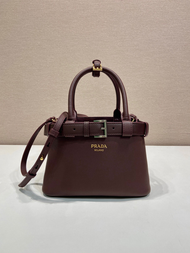 کیف زنانه برند Prada