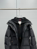 کاپشن زنانه برند Moncler