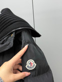کاپشن زنانه برند Moncler
