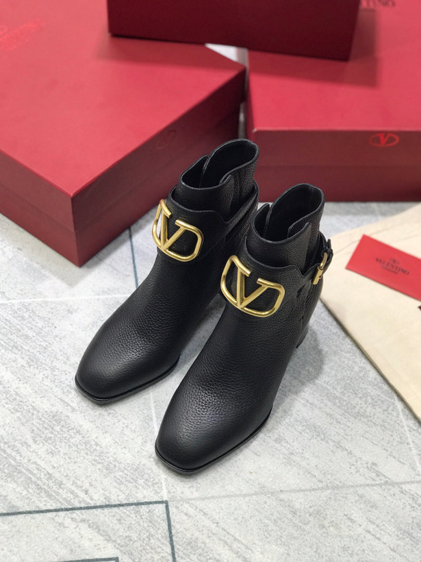 نیم بوت زنانه برند Valentino