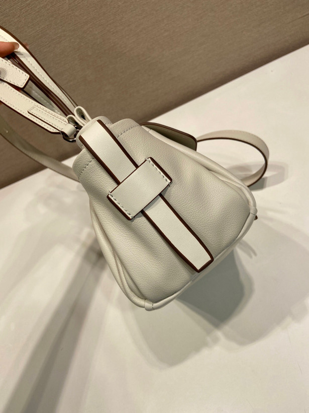 کیف زنانه برند Prada