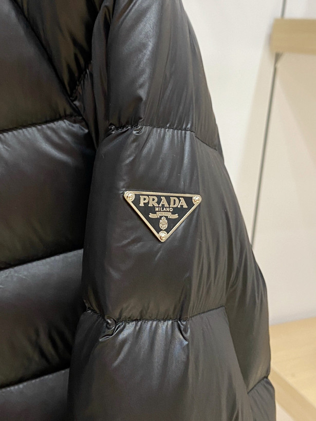کاپشن مردانه برند Prada