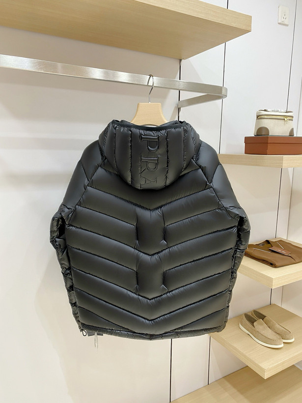 کاپشن مردانه برند Prada