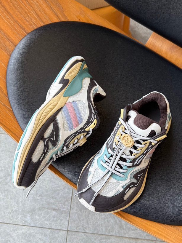 اسنیکر برند Gucci