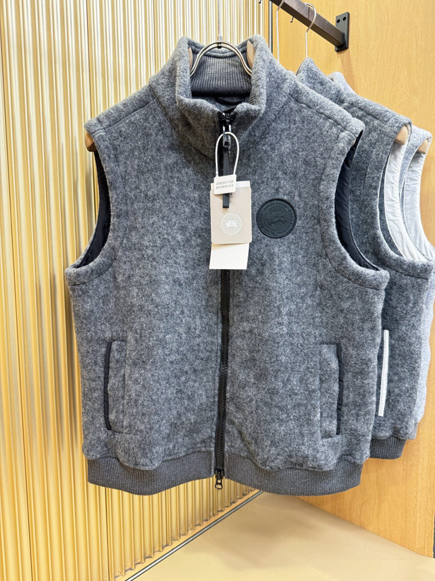 ژیله مردانه برند Canada Goose