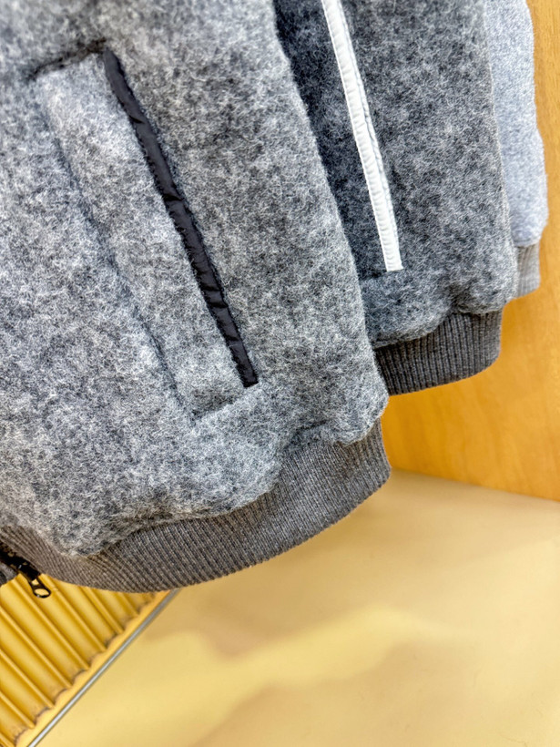 ژیله مردانه برند Canada Goose