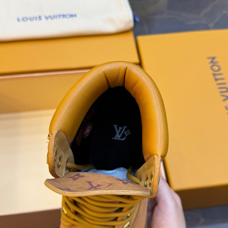 بوت مردانه برند Lv✖️Timberland