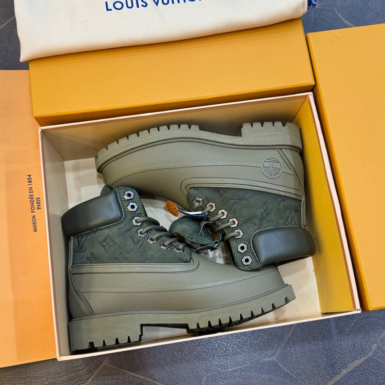 بوت مردانه برند Lv✖️Timberland