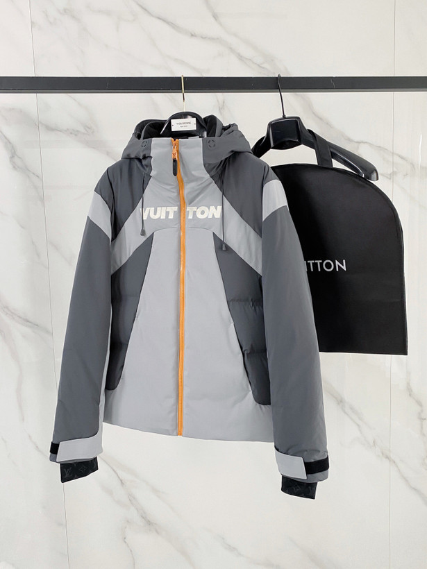 کاپشن اسکی مردانه برند Louis Vuitton مدل ۲۰۲۶