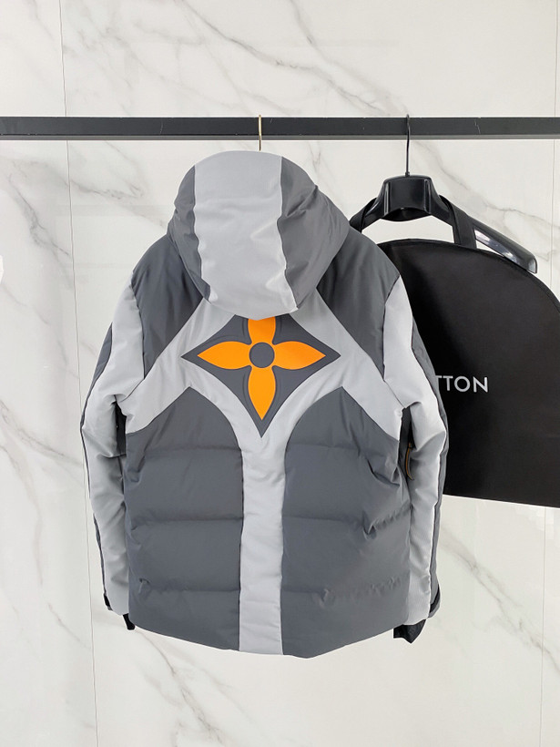 کاپشن اسکی مردانه برند Louis Vuitton مدل ۲۰۲۶