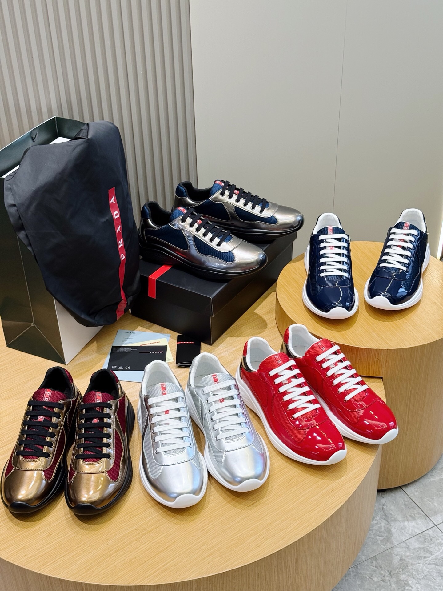 اسنیکر مردانه برند Prada