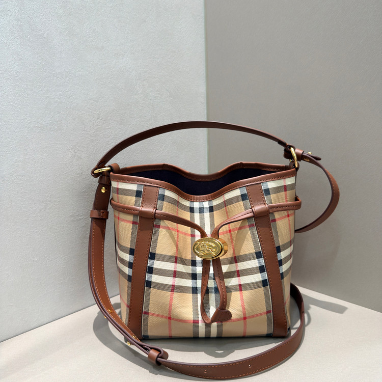 کیف دست ساز زنانه برند Burberry