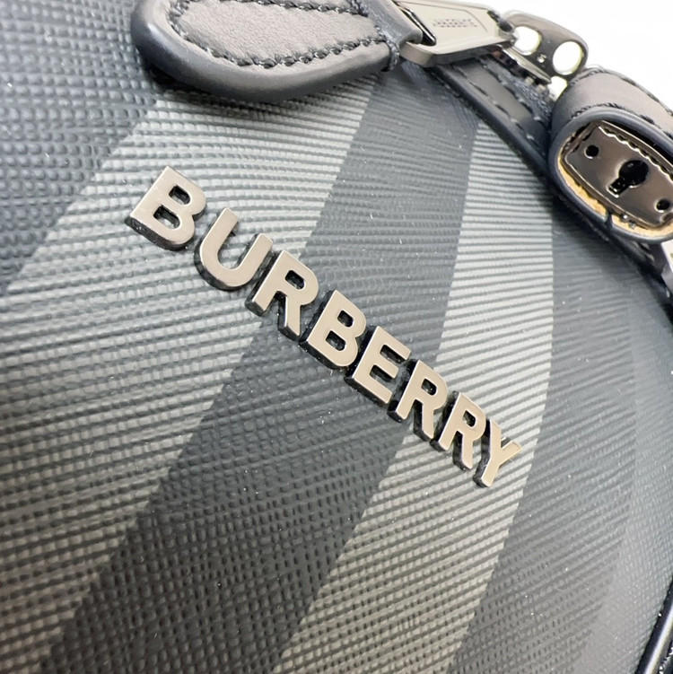 ساک دستی برند Burberry