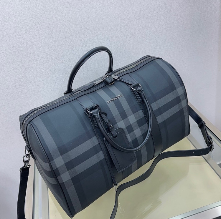ساک دستی برند Burberry