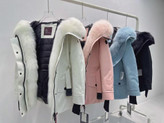 کاپشن زنانه برند Moncler