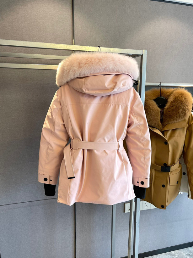 کاپشن زنانه برند Moncler