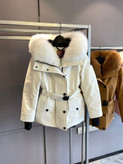 کاپشن زنانه برند Moncler