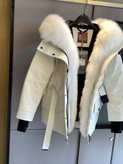 کاپشن زنانه برند Moncler