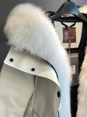 کاپشن زنانه برند Moncler