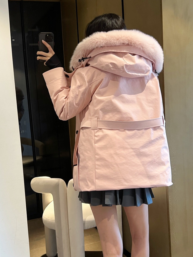 کاپشن زنانه برند Moncler