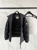 کاپشن مردانه برند Moncler