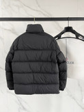 کاپشن مردانه برند Moncler