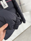 کاپشن مردانه برند Moncler