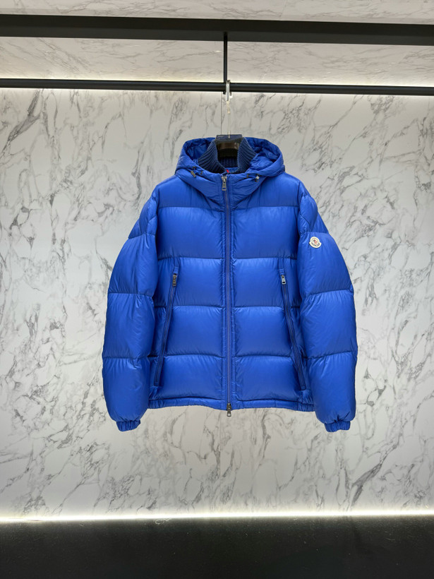 کاپشن مردانه برند Moncler