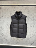 پافر برند Moncler