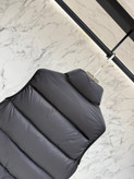 پافر برند Moncler