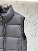 پافر برند Moncler