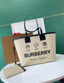 کیف زنانه دو طرفه برند Burberry