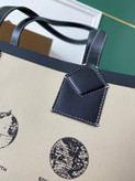 کیف زنانه دو طرفه برند Burberry