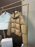 کاپشن زنانه برند Moncler