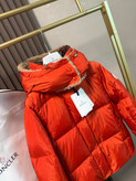 کاپشن زنانه برند Moncler