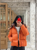 کاپشن زنانه برند Moncler