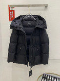 کاپشن زنانه برند Moncler