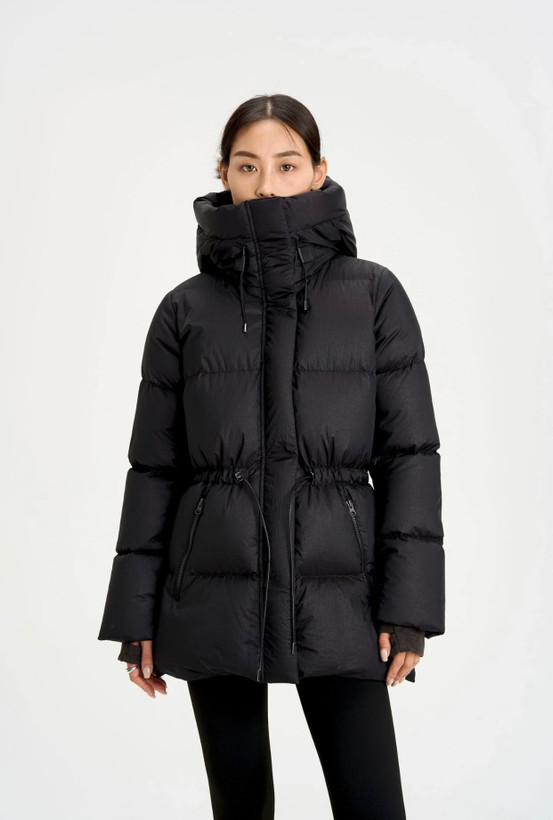 کاپشن زنانه برند Moncler