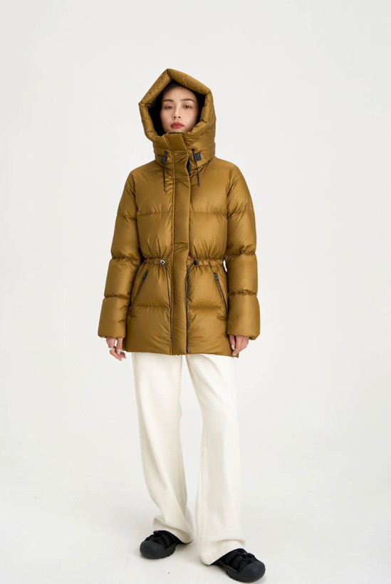 کاپشن زنانه برند Moncler
