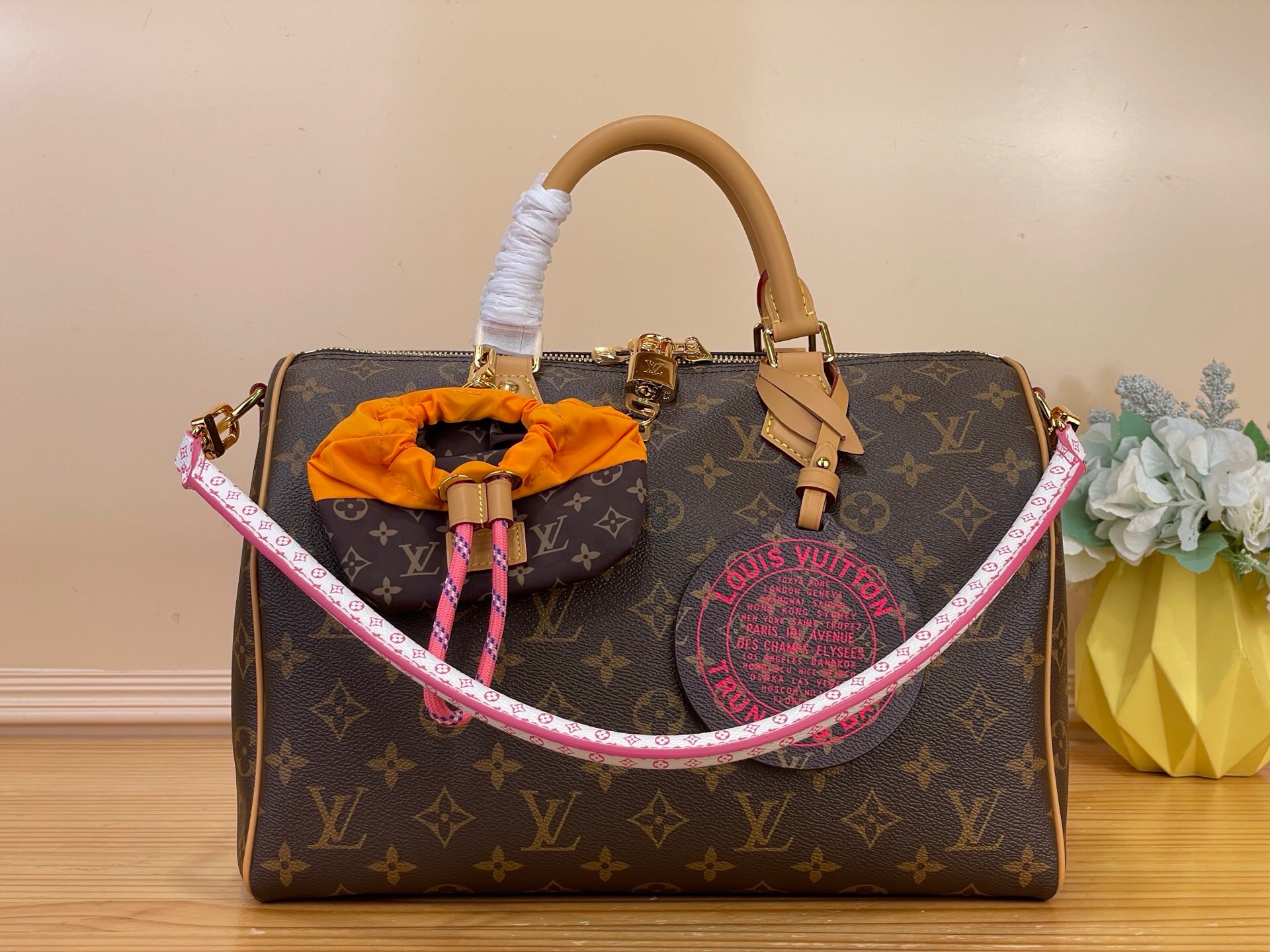 کیف زنانه برند Louis Vuitton