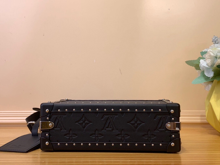 کیف زنانه برند Louis Vuitton