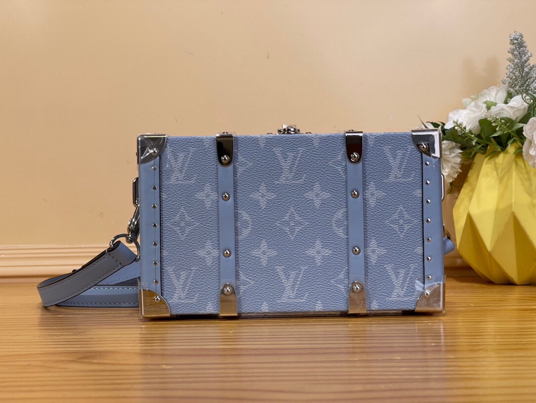 کیف زنانه برند Louis Vuitton