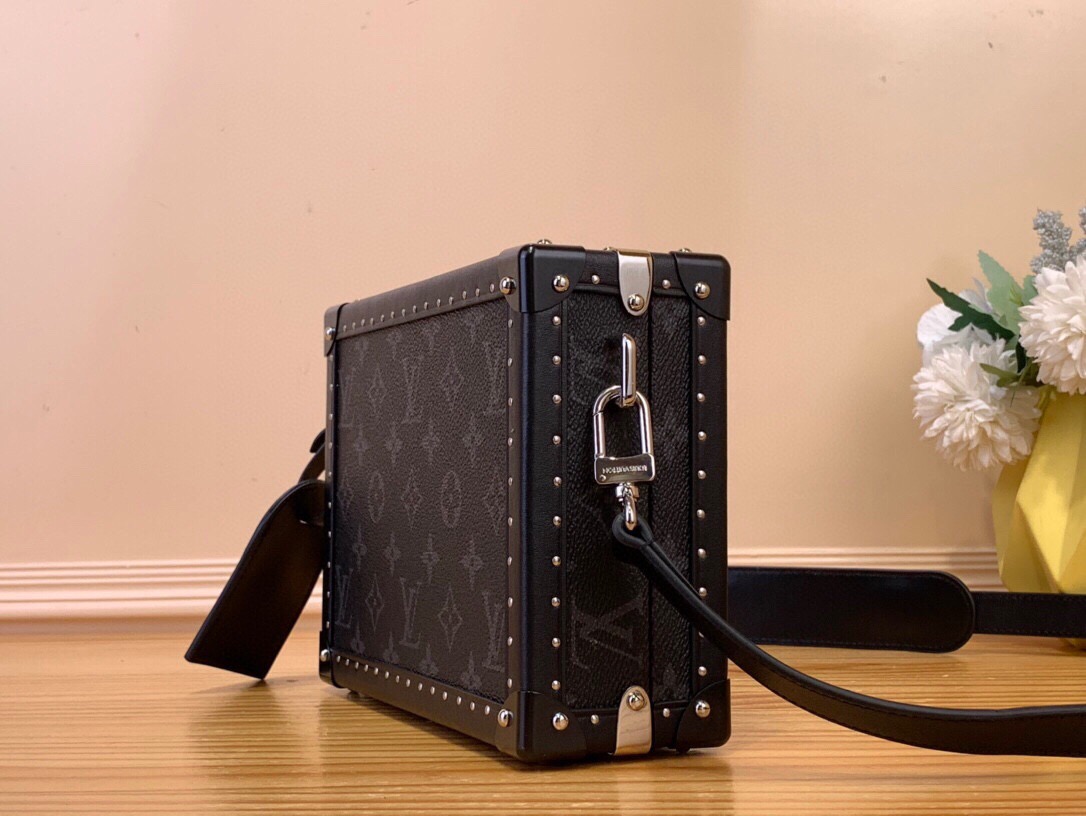 کیف زنانه برند Louis Vuitton