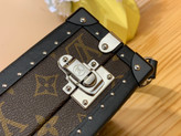 کیف زنانه برند Louis Vuitton