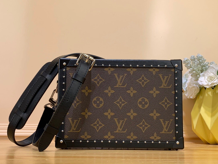 کیف زنانه برند Louis Vuitton